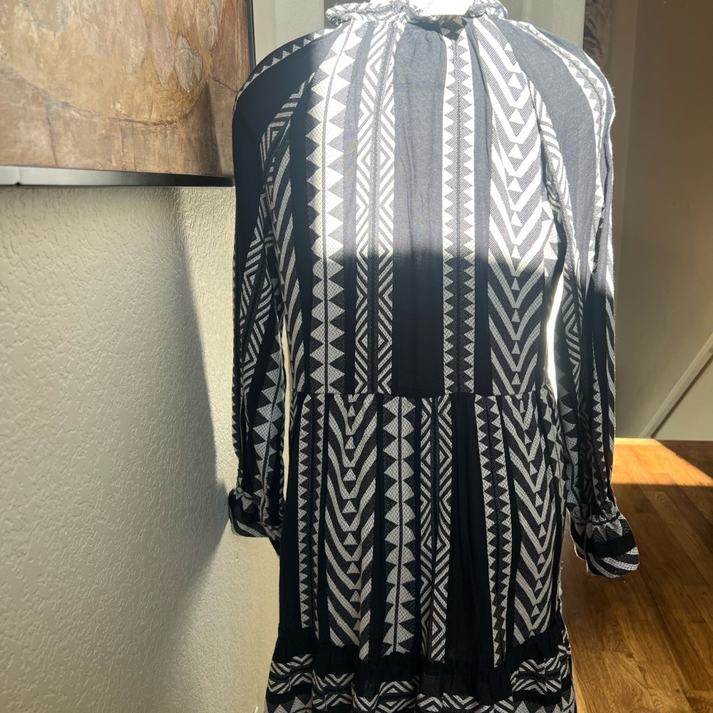 Maeve from Anthropologie Monochrome Geometric Long Sleeve Dress - Picture 3 of 8